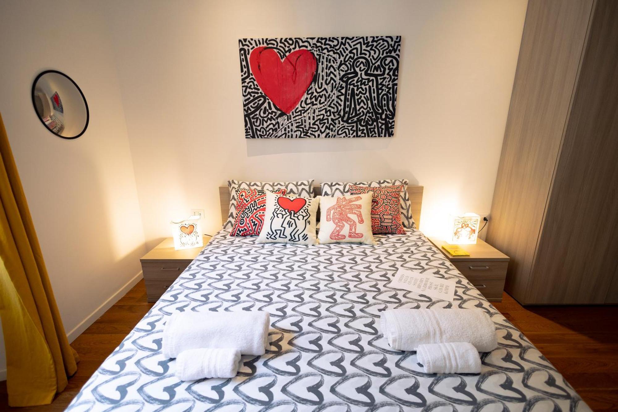 The Keith Haring Room - Private Bedroom Мілан Екстер'єр фото