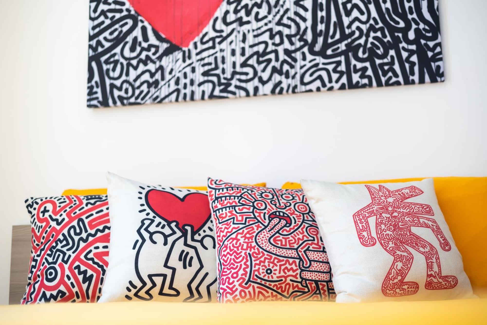 The Keith Haring Room - Private Bedroom Мілан Екстер'єр фото